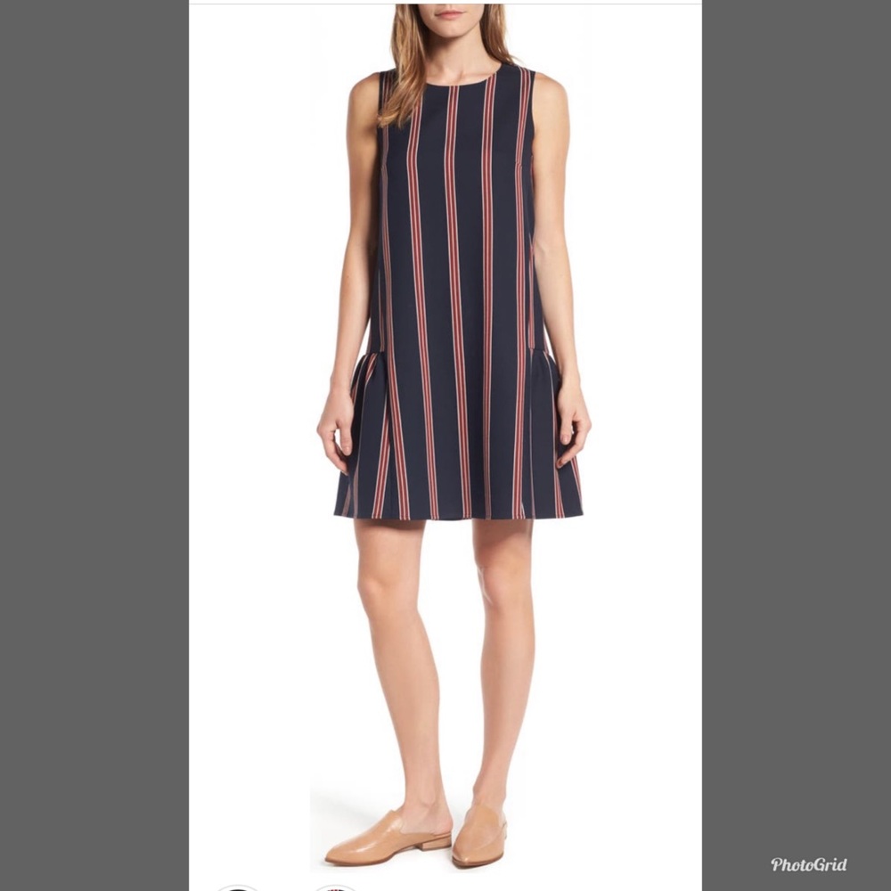 Halogen Flounce Back Shift Dress Sz M